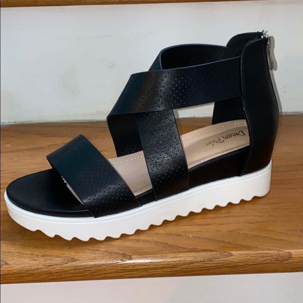 Black sandals (worn once)